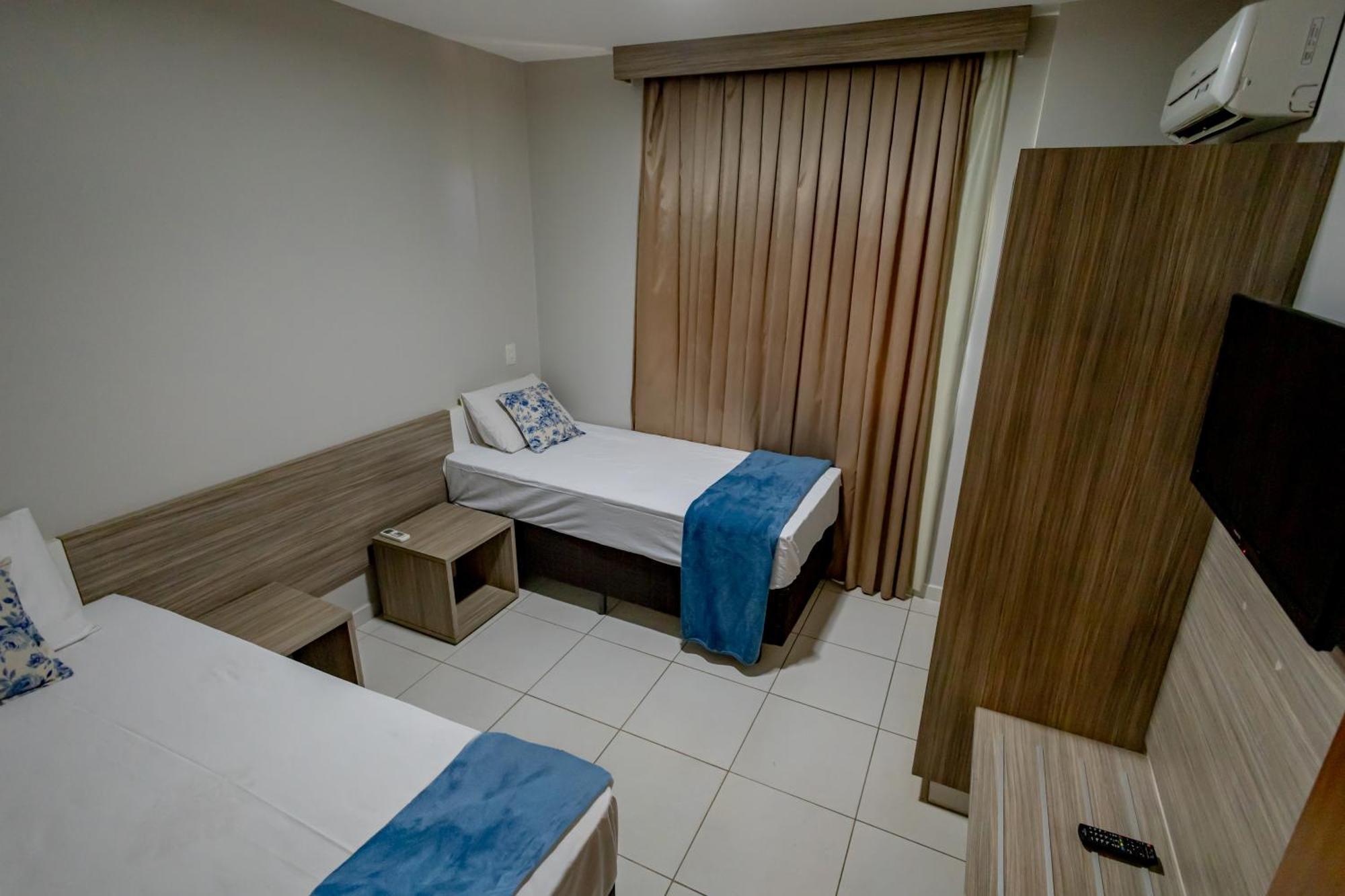 Mineir.inn - Riviera | Lazer Com Piscinas 24h Hotel *